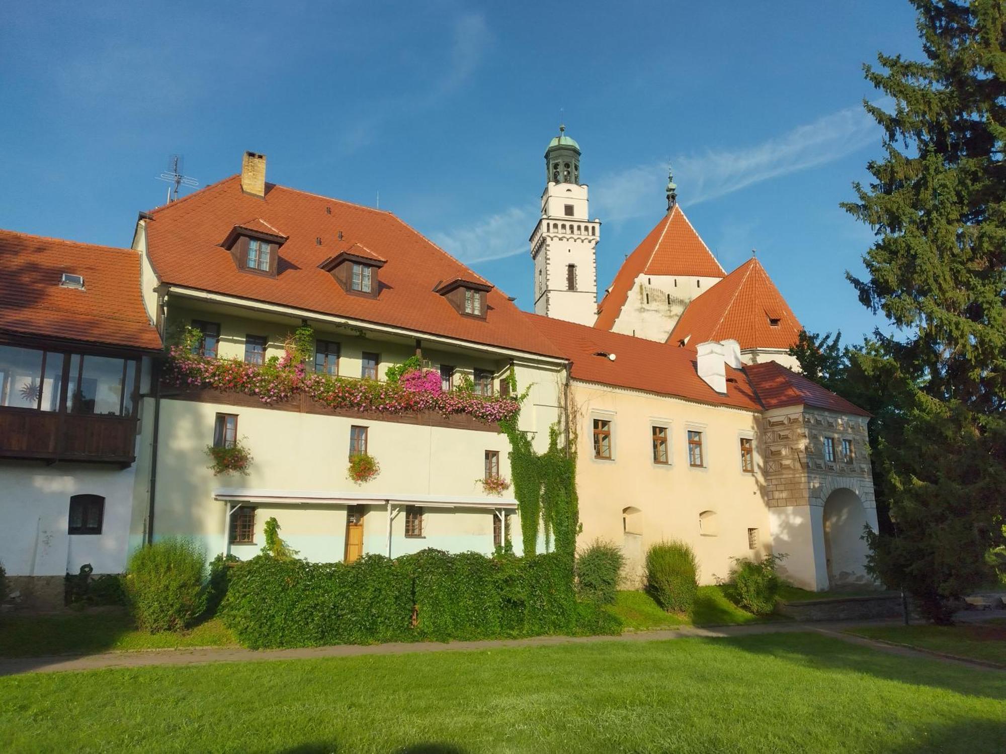 Hotel Parkan Prachatice Zewnętrze zdjęcie